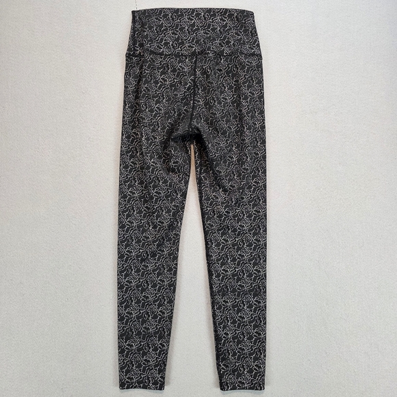 Carbon38 Black High Rise 7/8 Lace Floral Pearl Print Metallic Silver Leggings S - Picture 5 of 9